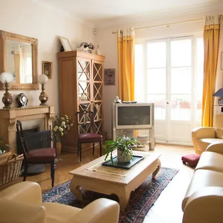 Hostnfly - Stunning Close To The Eiffel Tower Apartment Paris